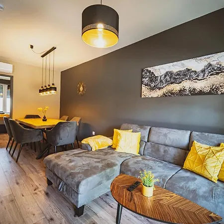 Supreme 希欧福克